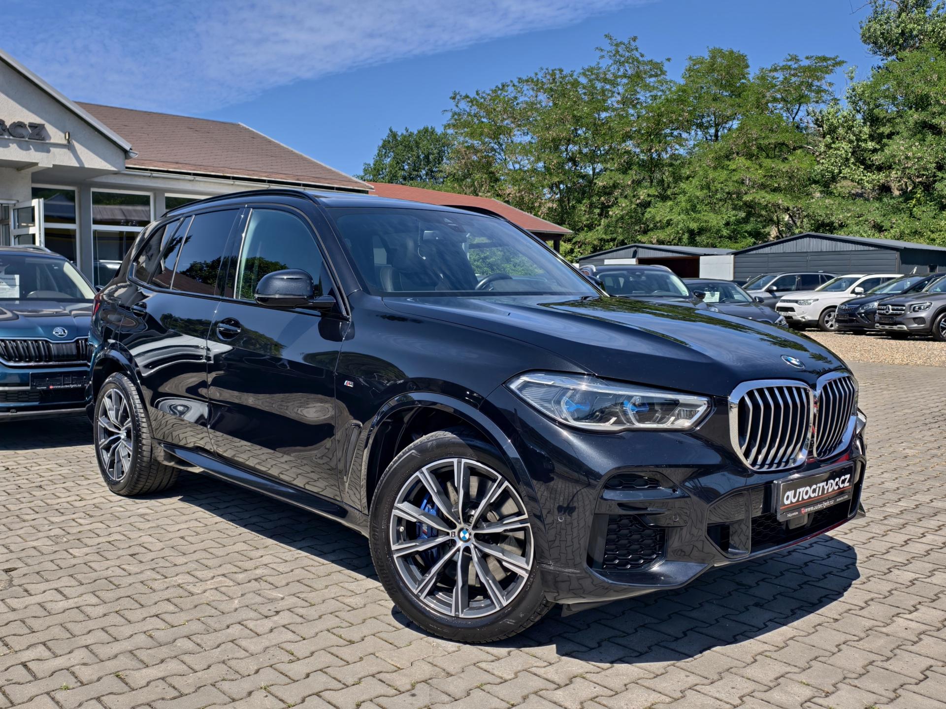 BMW X5 xDrive40d 250kW M-PAKET, DPH