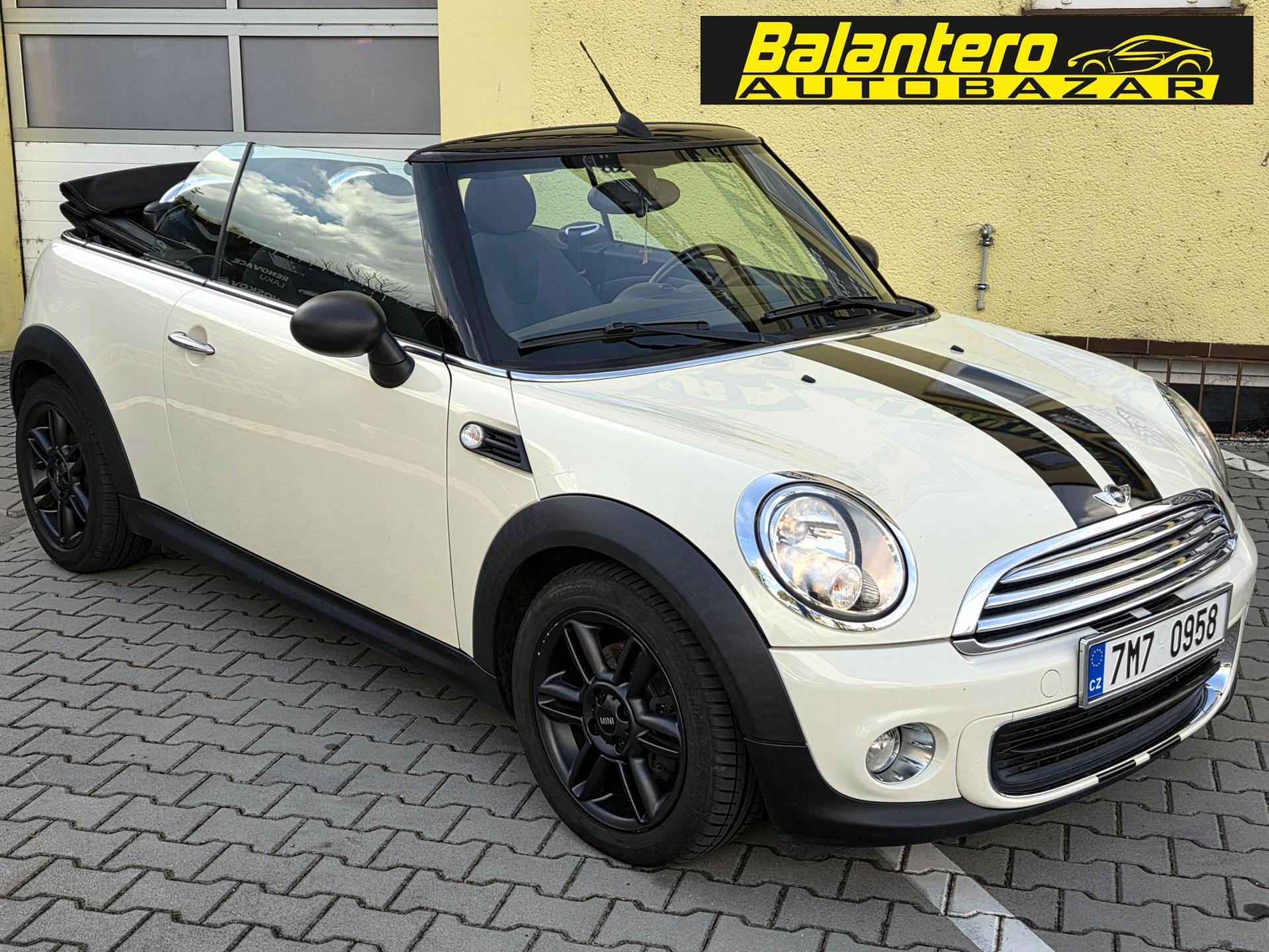 Mini Cooper i kabrio *SERV.KNÍŽKA*
