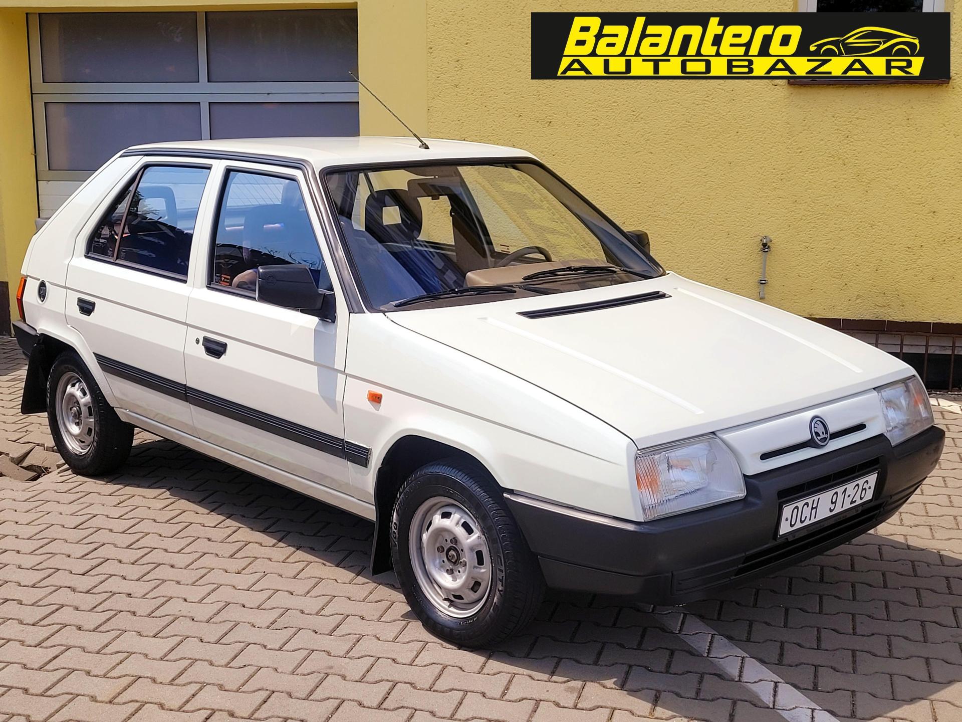 Škoda Favorit 135L,CZ, 1.majitel, GARÁŽOVANÝ